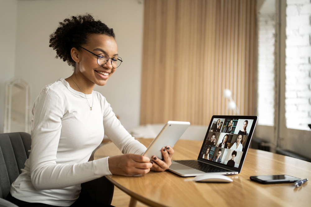 Nouveau monde du travail : comment assurer son prêt quand on vit du digital