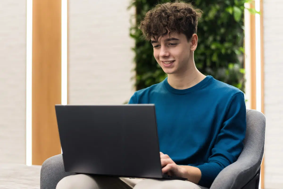 Simulateur de prêt étudiant